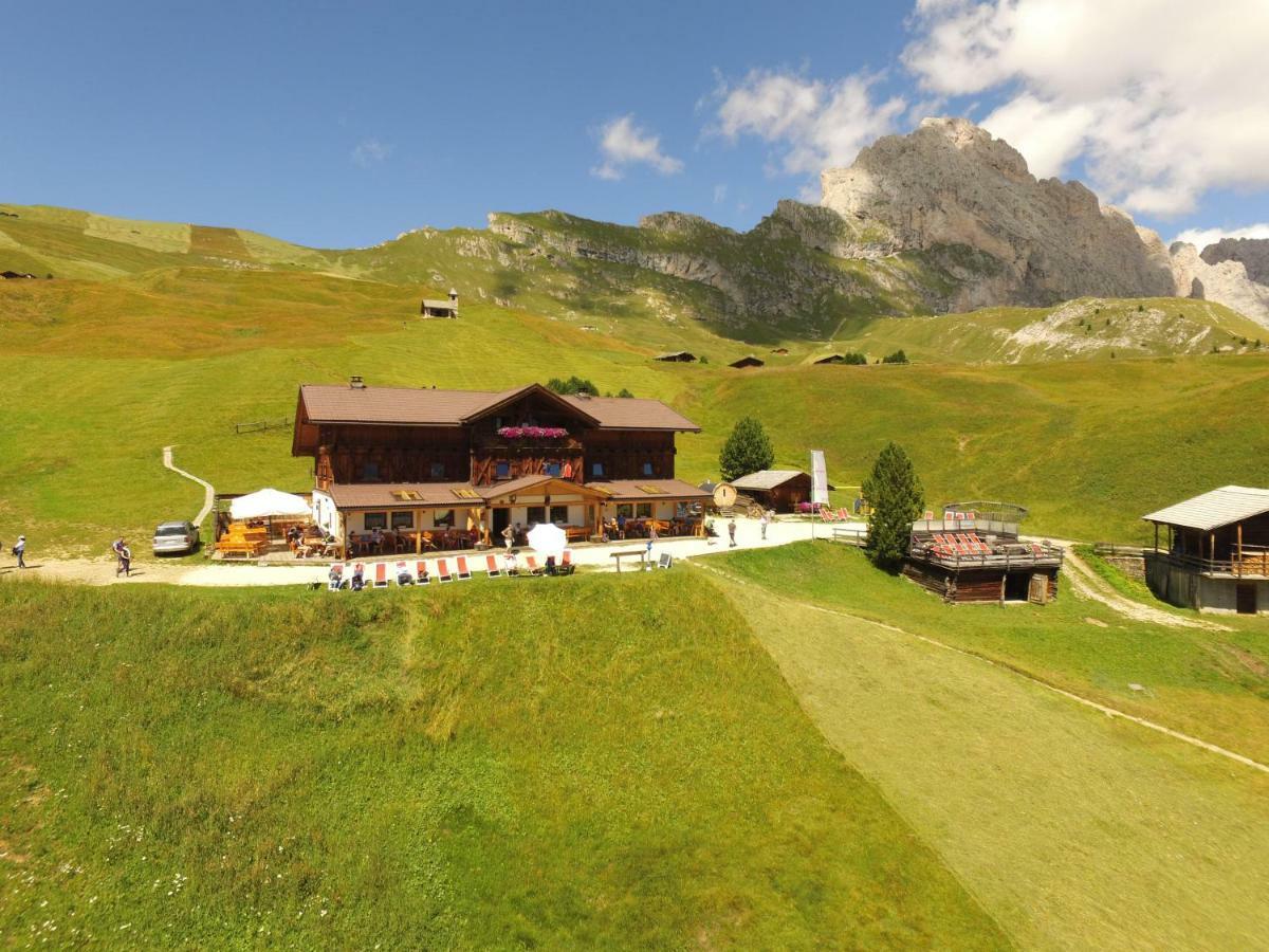 Rifugio Fermeda Hutte Vendégház Santa Cristina Val Gardena Kültér fotó