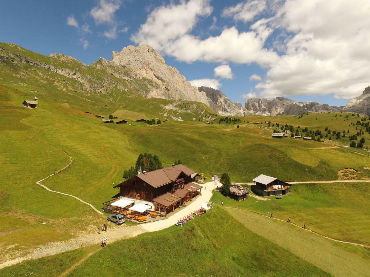 Rifugio Fermeda Hutte Vendégház Santa Cristina Val Gardena Kültér fotó